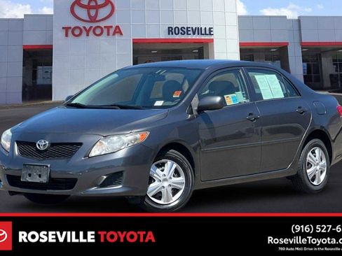 Used 2010 Toyota Corolla LE FWD image 1