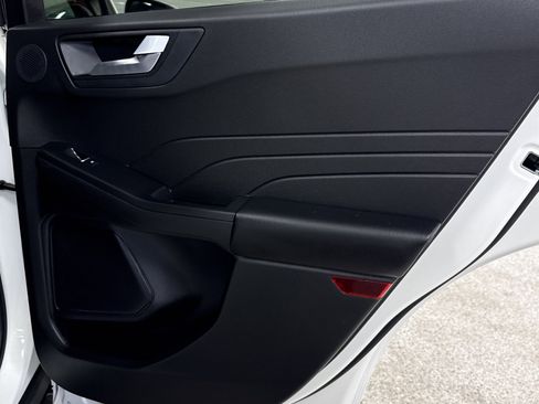 Used 2023 Ford Escape ST-Line Select w/ Tech Pack #2 image 31