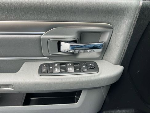 Used 2016 RAM 1500 Lone Star RWD image 30