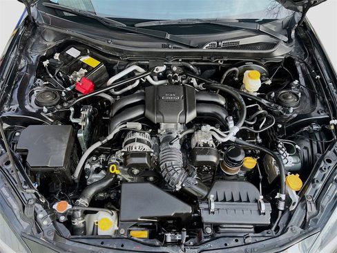 Used 2025 Toyota GR86 Premium image 28