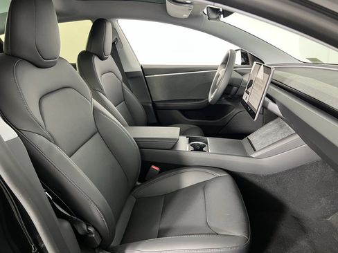 Used 2025 Tesla Model 3 Long Range image 33