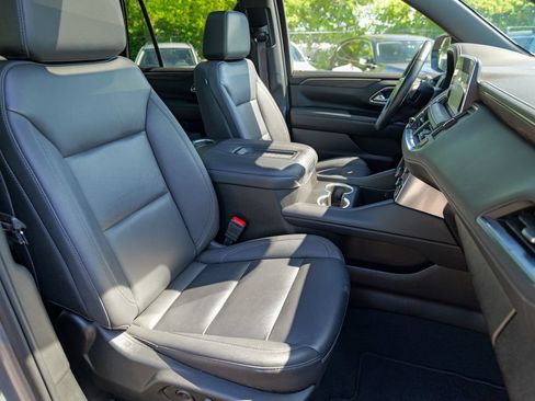 Used 2023 Chevrolet Tahoe LT w/ Luxury Package AWD/4WD image 38