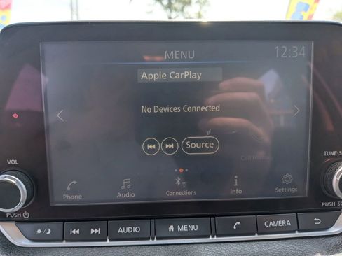 Used 2020 Nissan Sentra SV FWD image 44