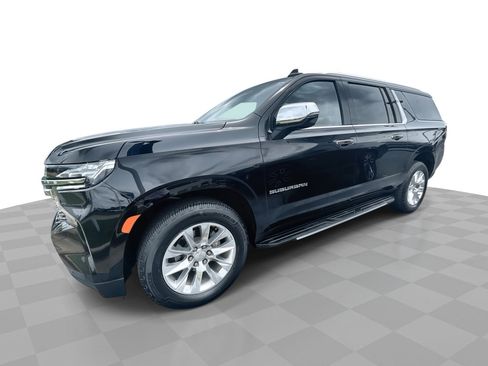 Used 2023 Chevrolet Suburban Premier RWD image 1