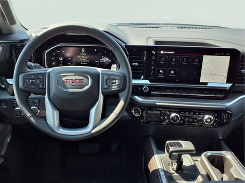 New 2026 GMC Sierra 1500 SLT w/ SLT Premium Package AWD/4WD image 4