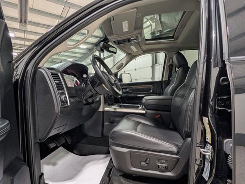 Used 2017 RAM 2500 Laramie w/ Sport Appearance Group AWD/4WD image 18