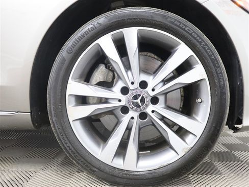 Used 2019 Mercedes-Benz C 300 4MATIC Sedan image 40