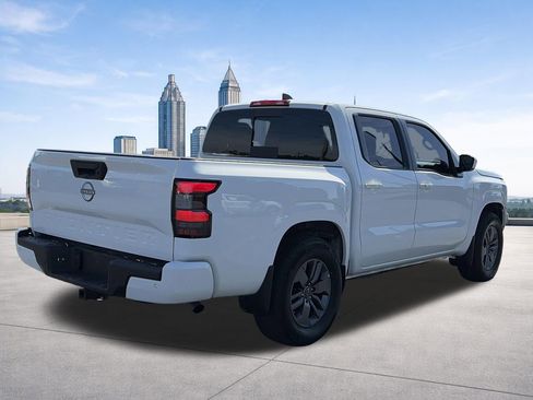 Certified 2025 Nissan Frontier SV w/ SV Convenience Package RWD image 5