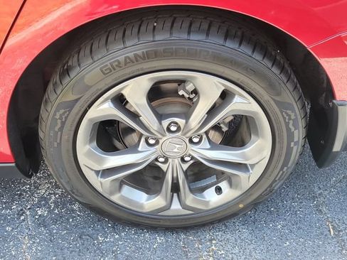 Used 2023 Honda Accord EX image 7