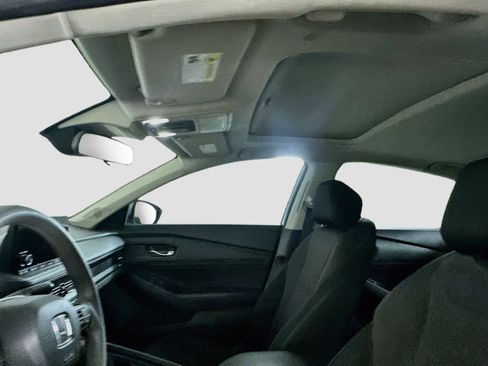 Used 2023 Honda Accord EX image 24
