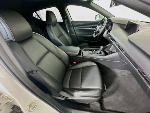 Used 2021 MAZDA MAZDA3 s image 28