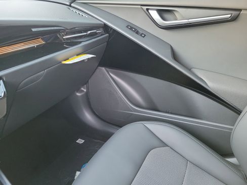 New 2026 Kia Niro Wind FWD image 21