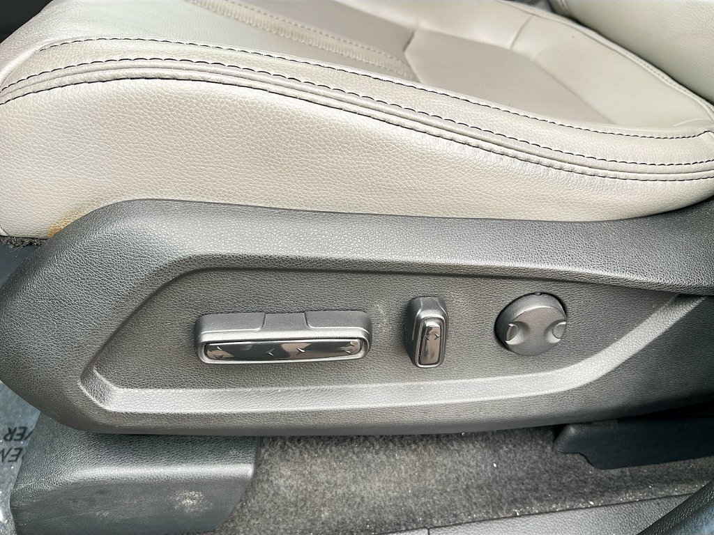 Used 2025 Honda Pilot Touring image 19