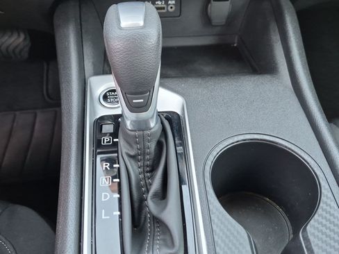 Used 2025 Nissan Altima 2.5 SV FWD image 26