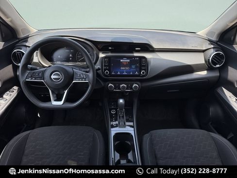 Certified 2024 Nissan Kicks SV FWD image 23