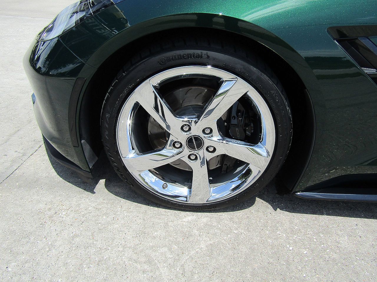 Used 2014 Chevrolet Corvette Stingray Convertible w/ 3LT Preferred Equipment Group RWD image 24