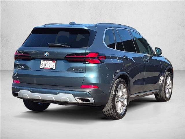 Certified 2024 BMW X5 xDrive40i w/ Premium Package AWD/4WD image 5