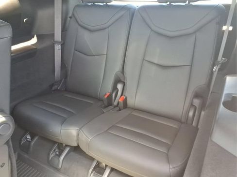 Used 2024 Cadillac XT6 Premium Luxury w/ LPO, Floor Liner Package AWD/4WD image 23
