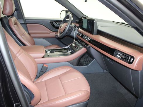New 2026 Lincoln Aviator Reserve image 29