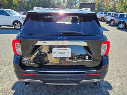 Used 2023 Ford Explorer Limited w/ Equipment Group 301A image 11