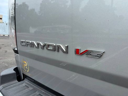 Used 2018 GMC Canyon SLT w/ Driver Alert Package AWD/4WD image 14