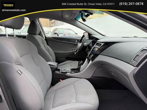 Used 2013 Hyundai Sonata GLS w/ Popular Equipment Pkg FWD image 12