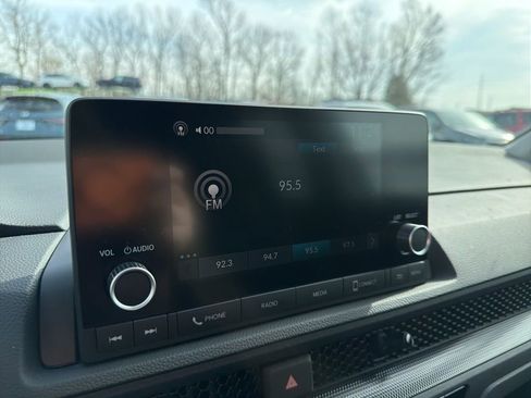 Certified 2024 Honda CR-V EX image 29