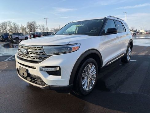 Certified 2022 Ford Explorer Limited image 13
