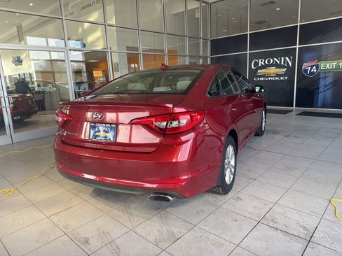 Used 2015 Hyundai Sonata SE image 4