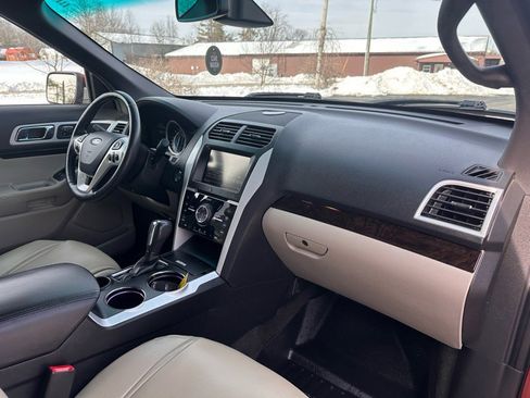 Used 2014 Ford Explorer Limited w/ Equipment Group 302A image 11