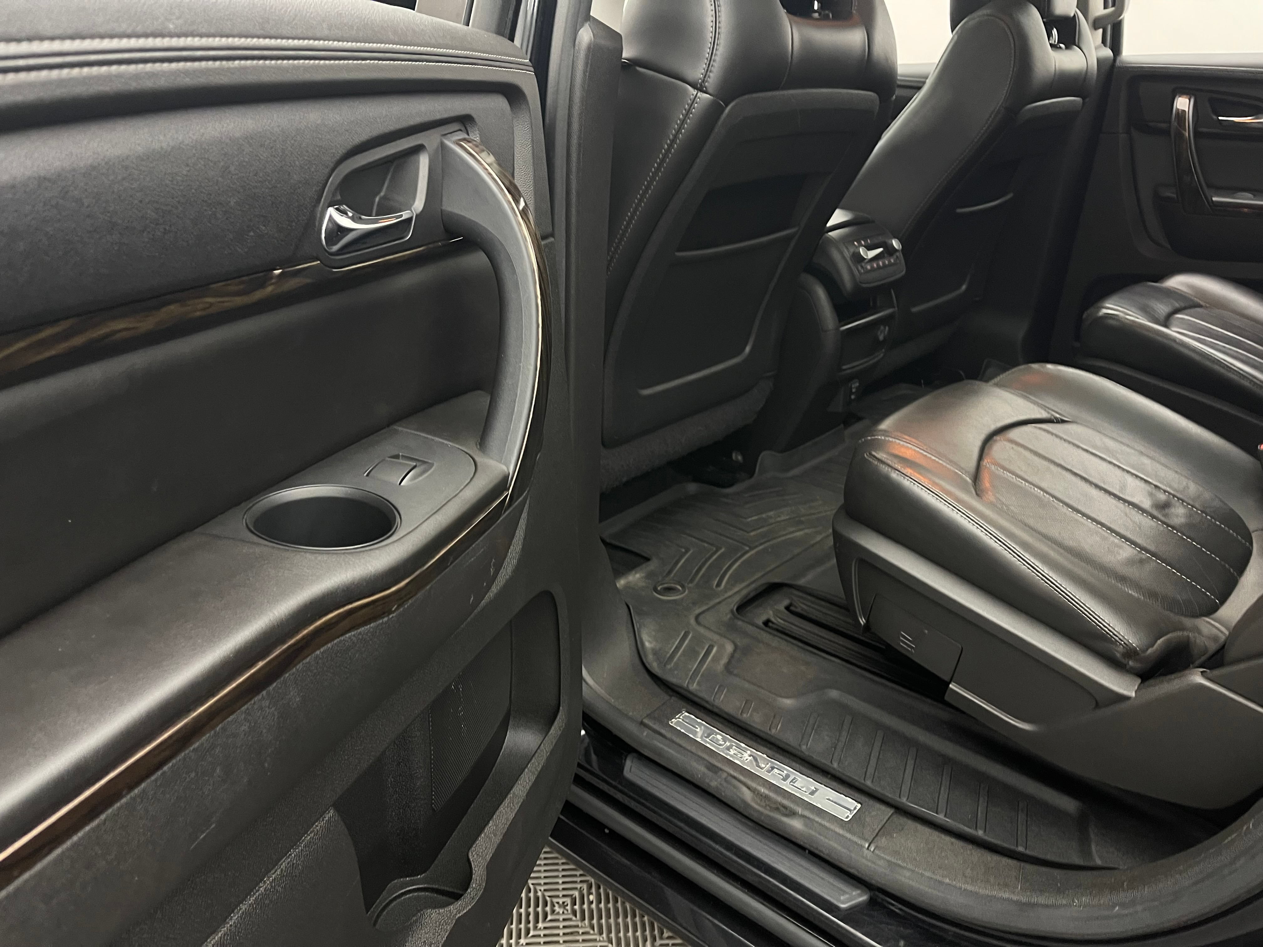 Used 2015 GMC Acadia Denali FWD image 47