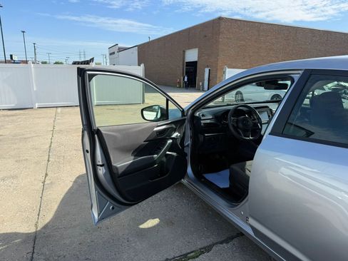 Used 2024 Subaru Impreza 2.0i AWD/4WD image 17