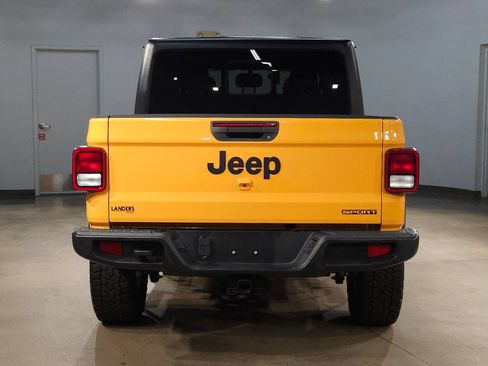 Used 2021 Jeep Gladiator Sport AWD/4WD image 6