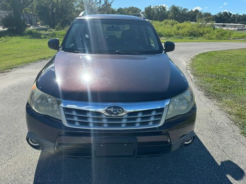 Used 2013 Subaru Forester 2.5X AWD/4WD image 2