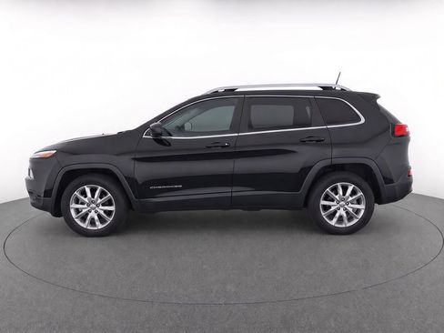 Used 2017 Jeep Cherokee Limited AWD/4WD image 2