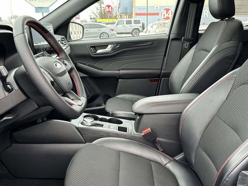 Used 2025 Ford Escape ST-Line w/ Tech Pack #1 image 8
