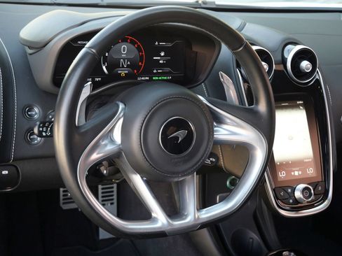 Used 2023 McLaren GT RWD image 9