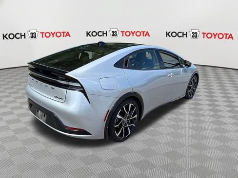 Certified 2024 Toyota Prius Prime FWD image 8