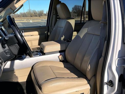Used 2017 Ford Expedition Limited w/ Equipment Group 301A image 7