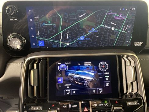 Used 2024 Lexus LX 600 F Sport image 17