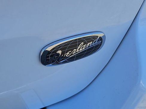 Used 2016 Jeep Grand Cherokee Overland image 12