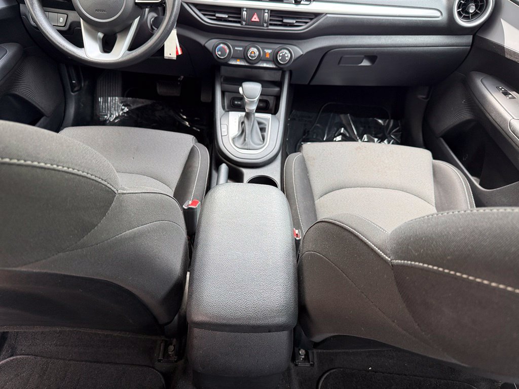 Used 2024 Kia Forte LXS FWD image 30