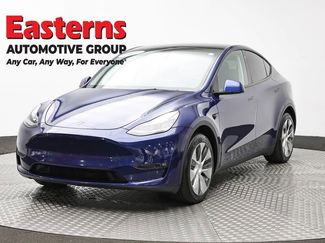 Used 2022 Tesla Model Y Long Range video 1