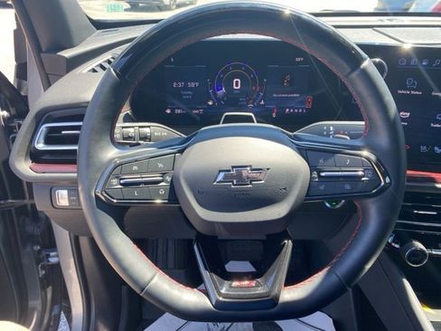 Used 2024 Chevrolet Traverse RS AWD/4WD image 21