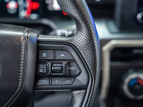 Certified 2025 Toyota Tacoma SR5 image 28