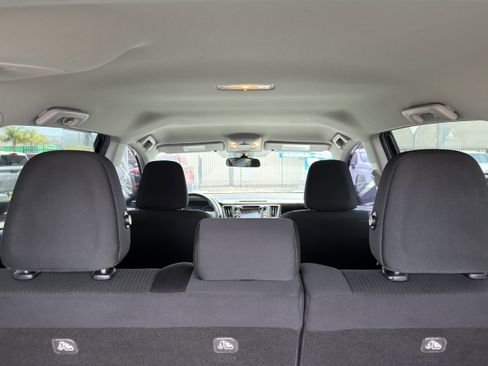 Used 2017 Toyota RAV4 LE w/ Carpet Mat Package AWD/4WD image 16