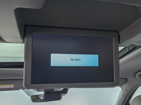 Used 2021 Honda Pilot Touring image 19