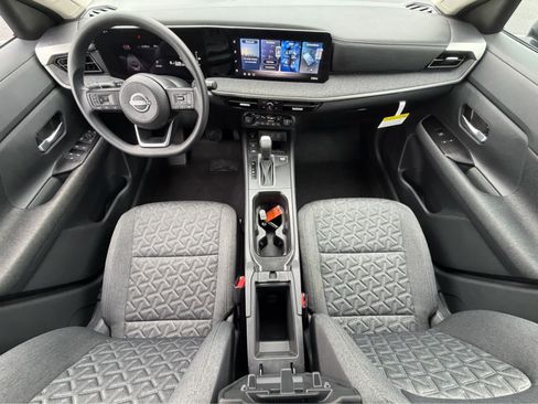 Used 2026 Nissan Kicks SV w/ Cold Weather Package AWD/4WD image 23