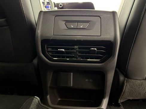 Used 2025 Chevrolet Silverado EV LT image 28