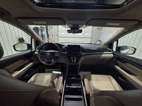 Used 2022 Honda Odyssey EX-L image 23